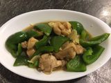 Paprika hijau masak daging paha ayam