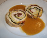 Foto del paso 15 de la receta: Pechuga de pollo rellena con salsa de vino