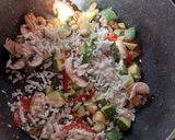 Foto del paso 3 de la receta: Guisado de champiñones 🍄🟫 con calabacita y queso 🧀😊¡Facilísimo!