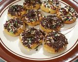 Foto langkah ke 6 dari resep Donat mini.