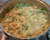 Foto del paso 4 de la receta: Pasta con verduras y aguacate