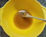 Foto del paso 1 de la receta: Galletitas de chocolate y miel