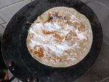 झटपट चपाती पासून फ्रँकी (Chapati Frankie Recipe In Marathi)