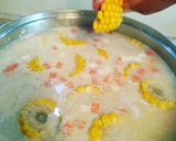 A picture of step 3 of Chupe de Pollo.