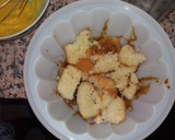 Foto del paso 2 de la receta: Flan con magdalenas y caramelo