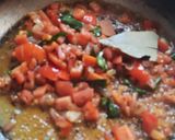 टोमॅटो भात (Tomato bhat recipe in marathi) रेसिपी स्टेप 4 फोटो 