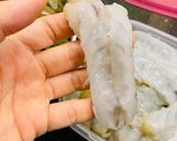 Hình bước làm 1 của món Tôm sốt bơ tỏi xạ hương bất bại