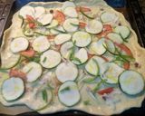 Foto del paso 12 de la receta: Coca de calabacín y verduras