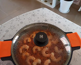 Foto del paso 6 de la receta: Arroz con atún y langostinos (delicioso)