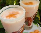 A picture of step 7 of Muskmelon smoothie.