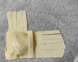 A picture of step 4 of Dates Mat Samosa.
