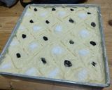 Foto langkah ke 4 dari resep Basbousa (Coconut Yogurt Semolina Cake).
