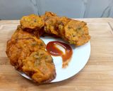 A picture of step 2 of Methi ke Aloo Bhajiye.