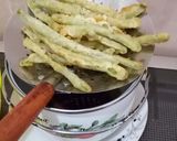 Foto langkah ke 4 dari resep Baby Buncis Goreng Krispi Saus Telur Asin.