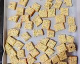 Foto langkah ke 3 dari resep Mini Garlic Bread / Garlic Crouton With Sourdough Loaf.