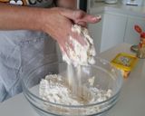 A picture of step 4 of Apple Crumble.