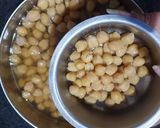 A picture of step 3 of Chole Bhature.