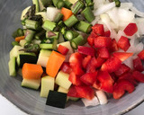 Foto del paso 1 de la receta: Albóndigas morunas con verduras