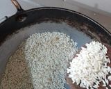 A picture of step 2 of Rice Payasam.