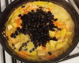 Foto del paso 6 de la receta: Potaje fino de alubias negras y suprema de pollo