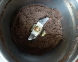 A picture of step 2 of Oreo cookies spread.