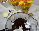 Foto langkah ke 7 dari resep Banana chocolate loaf cake.