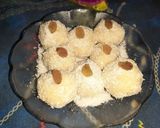 A picture of step 9 of Suji ladoo.