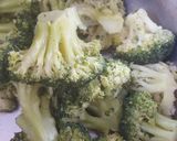 Brokkoli csirkemell ágyon recept fázis 1 fotója