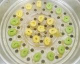 Foto langkah ke 4 dari resep Kuker Semprit tanpa cetakan tanpa oven.