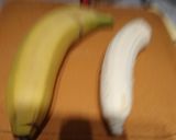 A picture of step 3 of Banana chaat decoration.