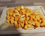 Foto del paso 1 de la receta: Raviolis rellenos de calabaza con crema de grana padano
