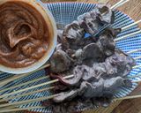 A picture of step 6 of Chicken heart kebabs with peanut satay dip.