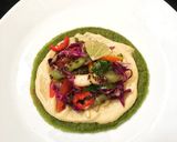 A picture of step 17 of Spinach pancake with spicy salad.