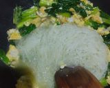 Foto langkah ke 6 dari resep Bihun Kuah Bawang.