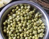 आलू मटर की चाट(aloo matar ki chaat recipe in hindi) रेसिपी चरण 2 फोटो