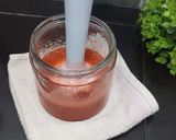 Foto langkah ke 2 dari resep Strawberry Coffee Mocktail.