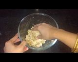 A picture of step 1 of Chicken bird nest cutlet.