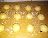 Foto del paso 4 de la receta: Facturas de crema pastelera y membrillo (pan de leche)