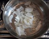 Foto del paso 1 de la receta: Lomo liso (vacuno) encebollado