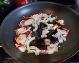 Foto langkah ke 3 dari resep Tumis Caisim Ayam & Tahu.