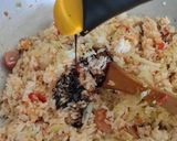 Foto langkah ke 4 dari resep Nasi Goreng Spesial Cabai Merah.