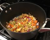 A picture of step 2 of Roasted stuffed pepper soup.