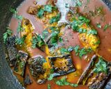 বেগুন দিয়ে মাছের ঝোল (begun diye macher jhol recipe in Bengali) রেসিপির ধাপ 3 ছবি