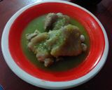 Foto del paso 5 de la receta: Patitas de 🐷 en salsa verde