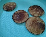 Foto langkah ke 6 dari resep Pancake pisang keju.