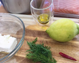 Foto del paso 3 de la receta: Salmón al papillote con puerros y queso feta