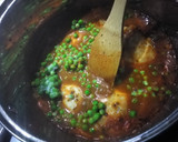 Foto del paso 3 de la receta: Pollo Arvejado