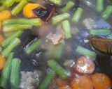 Foto langkah ke 3 dari resep Sop Daging Bening Kacang Merah.
