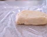 A picture of step 5 of Crisply Crumbly Potato Pie with Moist Filling.