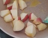 Foto langkah ke 2 dari resep Yogurt Apple Crumble.